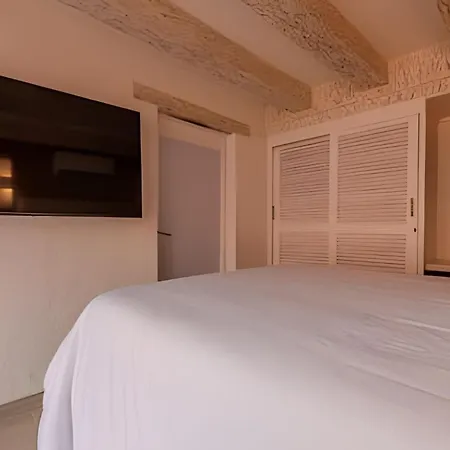 Casa Bóvedas - Paraíso De 5 *