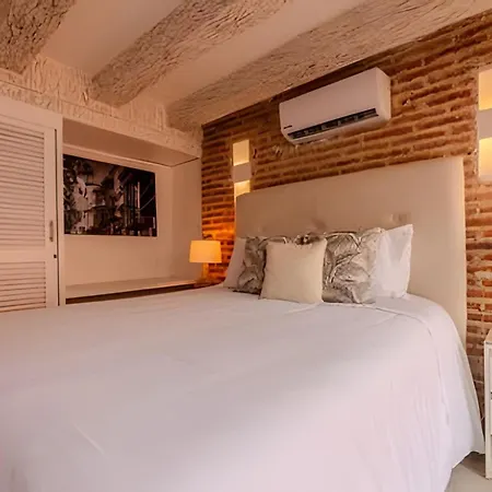 Casa Bóvedas - Paraíso De 5 *