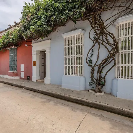 Casa Bóvedas - Paraíso De 5 *